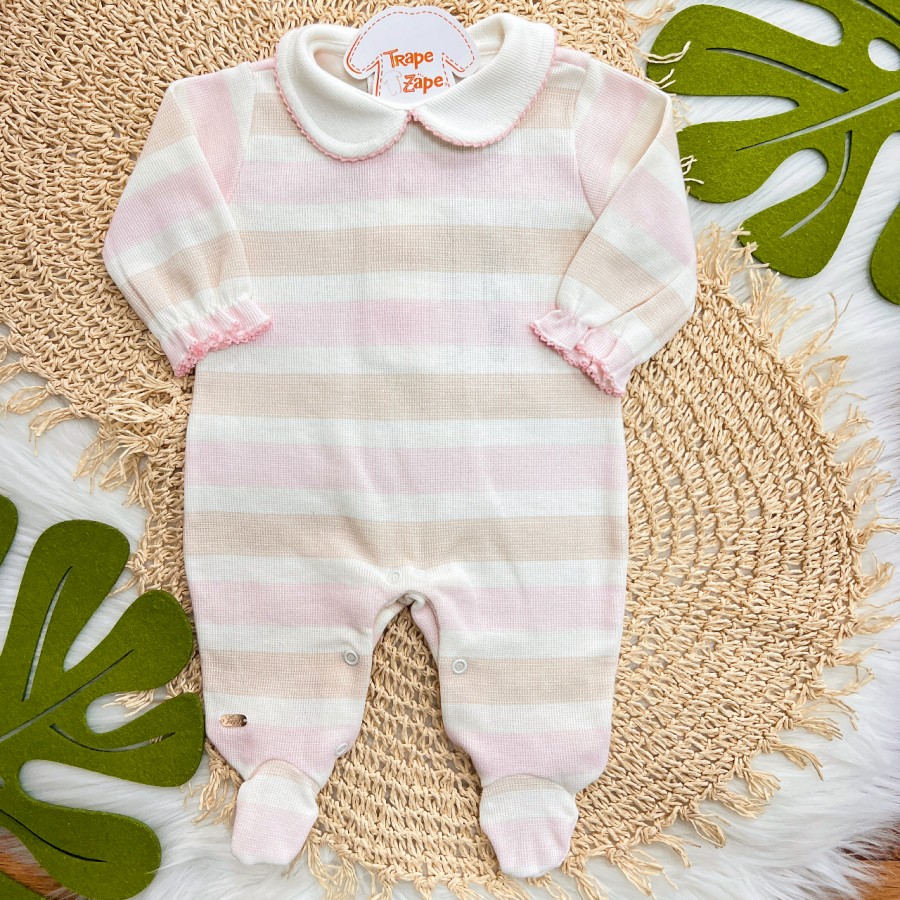 Macacão Tricotil (Tricot 100% Algodão) com Gola e Estampa Digital - Off White com Napolitano Macacão Tricotil (Tricot 100% Algodão) com Gola e Estampa Digital - Off White com Napolitano